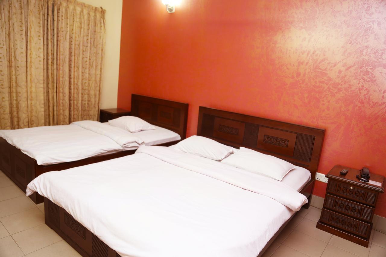 Hotel Golden City Sylhet Esterno foto