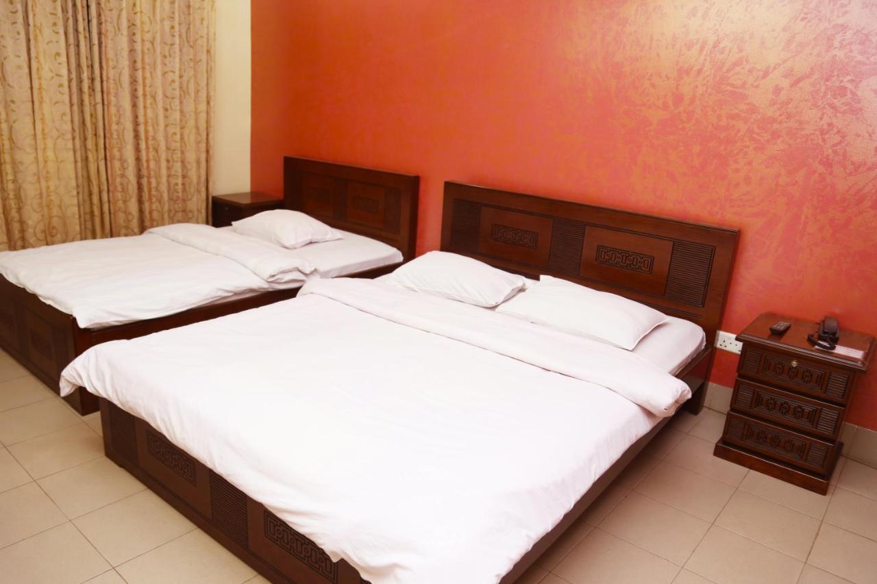 Hotel Golden City Sylhet Esterno foto