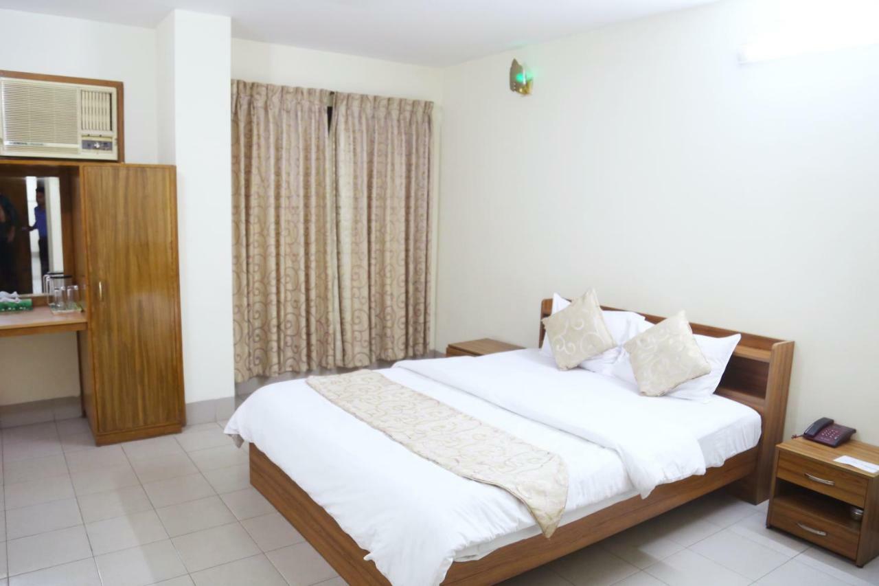 Hotel Golden City Sylhet Esterno foto